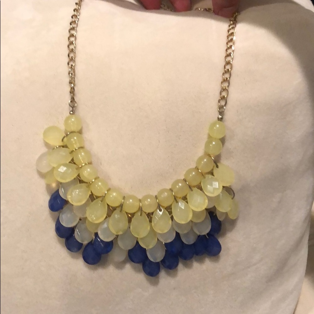 Women’s chunky necklace